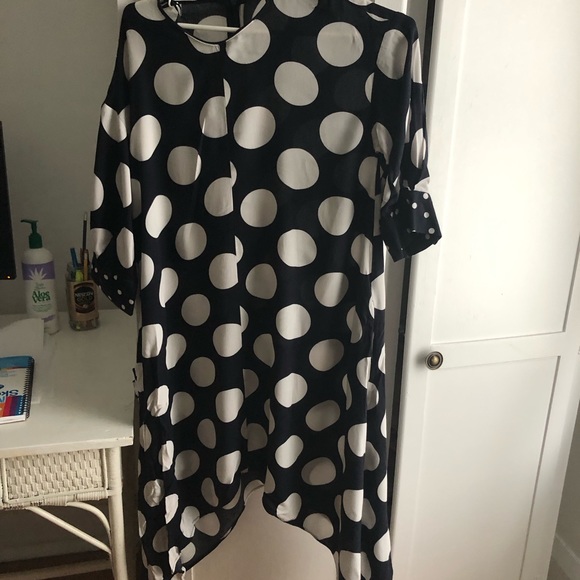 Polka dot Asymmetric Dress with pockets! - Picture 5 of 5
